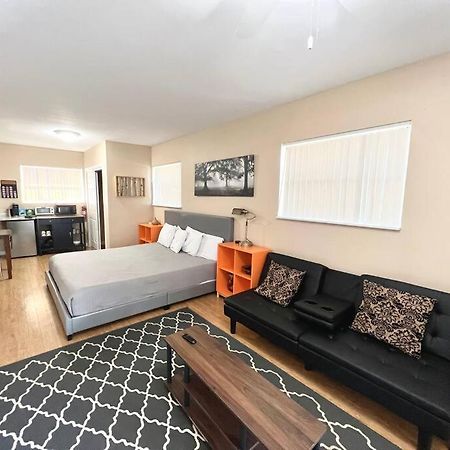 Central Private King Suit Washer Dryer 2 Miles To Hospital 윈터헤이븐 외부 사진
