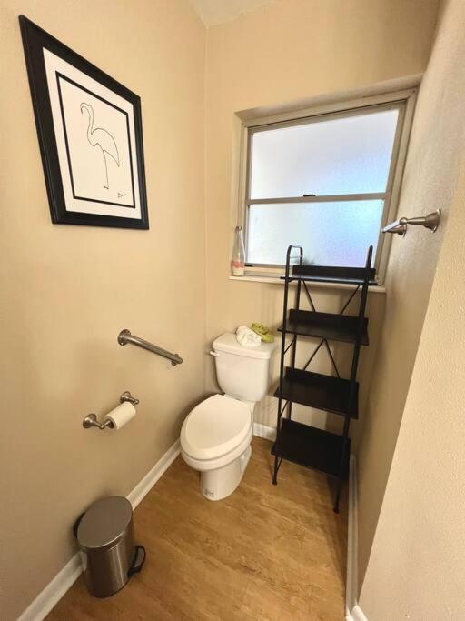Central Private King Suit Washer Dryer 2 Miles To Hospital 윈터헤이븐 외부 사진